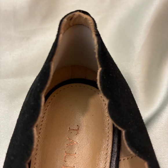 Talbot’s Gently Worn Black Suede Scalloped Edge Flat Size 7W Very Good Condition - Picture 10 of 14